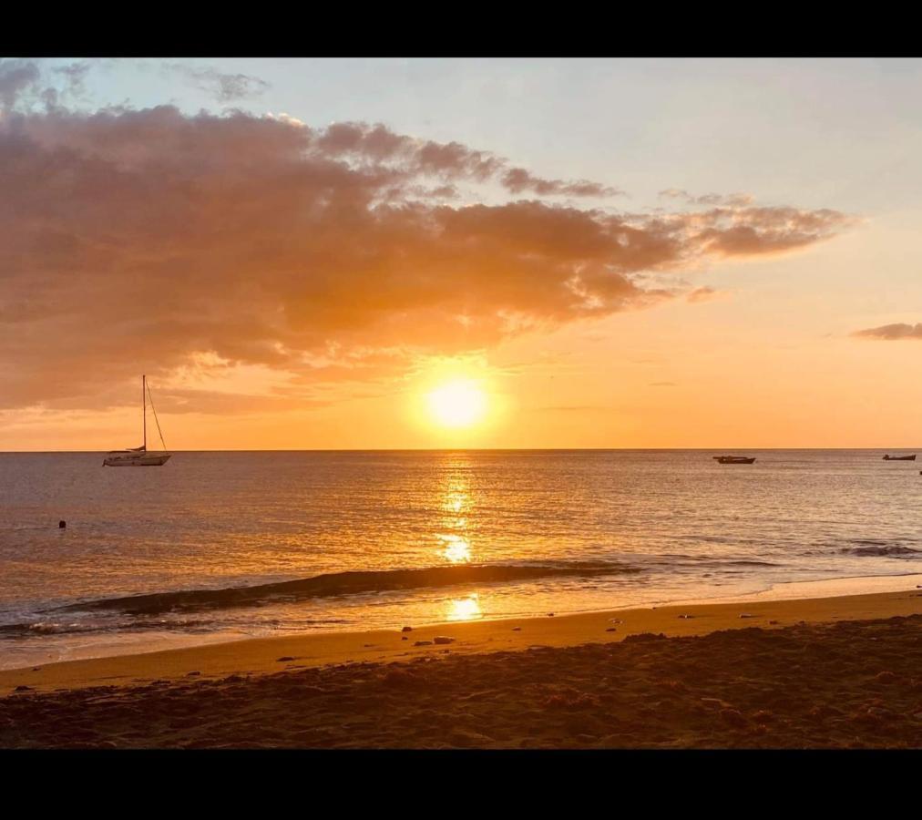 Residence Kay Mamy Zet เลอ ฟร็องซัว ภายนอก รูปภาพ